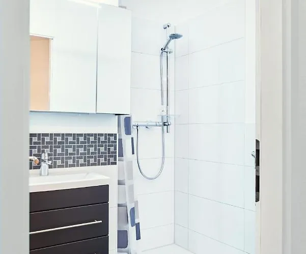 Gemuetlich - Mountainbike - Pool & Sauna - Netflix Appartement